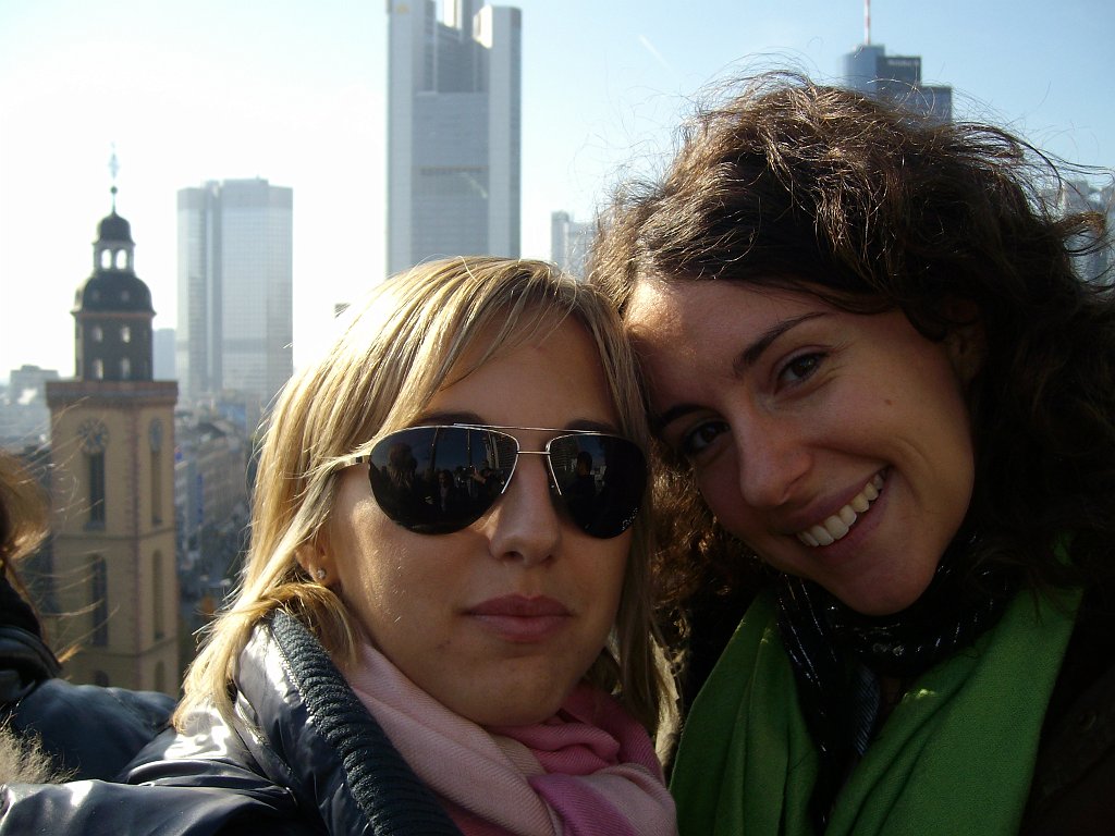 Carla Muratori (Bayer) e Viviana Valerio (Sanofi-Aventis).JPG
